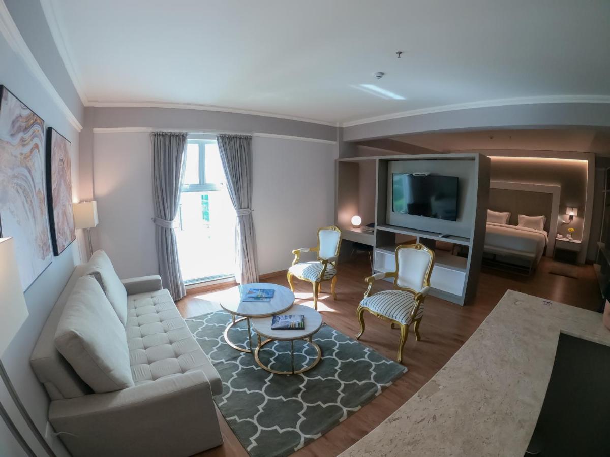 Bisinii Boutique Hotel Сиудад дел Есте Екстериор снимка