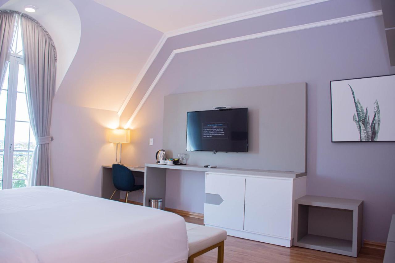 Bisinii Boutique Hotel Сиудад дел Есте Екстериор снимка